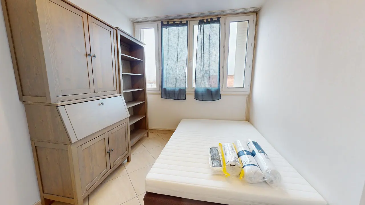 Colocation meublée de 65.4m2 - 480€ - Villeurbanne