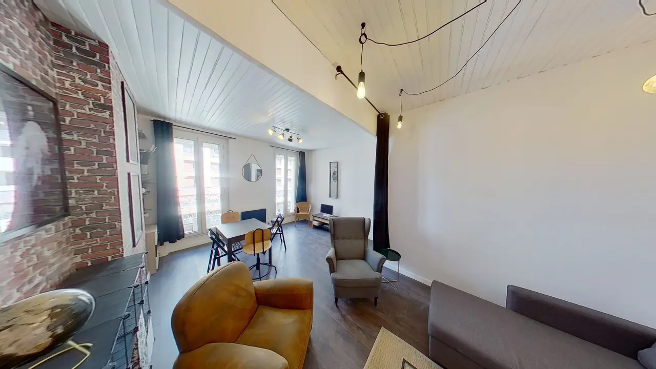 Appartement meublé de 41.0m2 - 837€ - Marseille