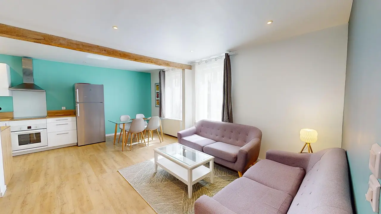 Maison meublée de 94.0m2 - 1190€ - Reims