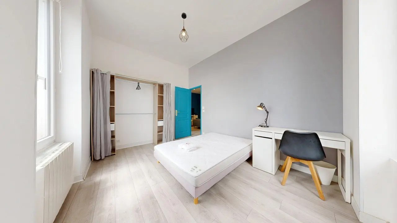 Colocation meublée de 101.36m2 - 480€ - Vaulx-en-Velin