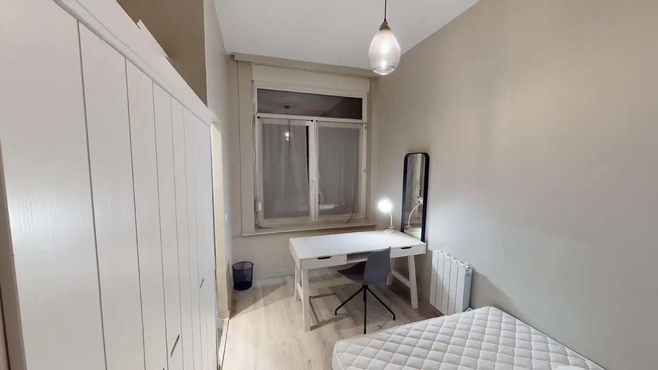 Colocation meublée de 113.49m2 - 550€ - Lille
