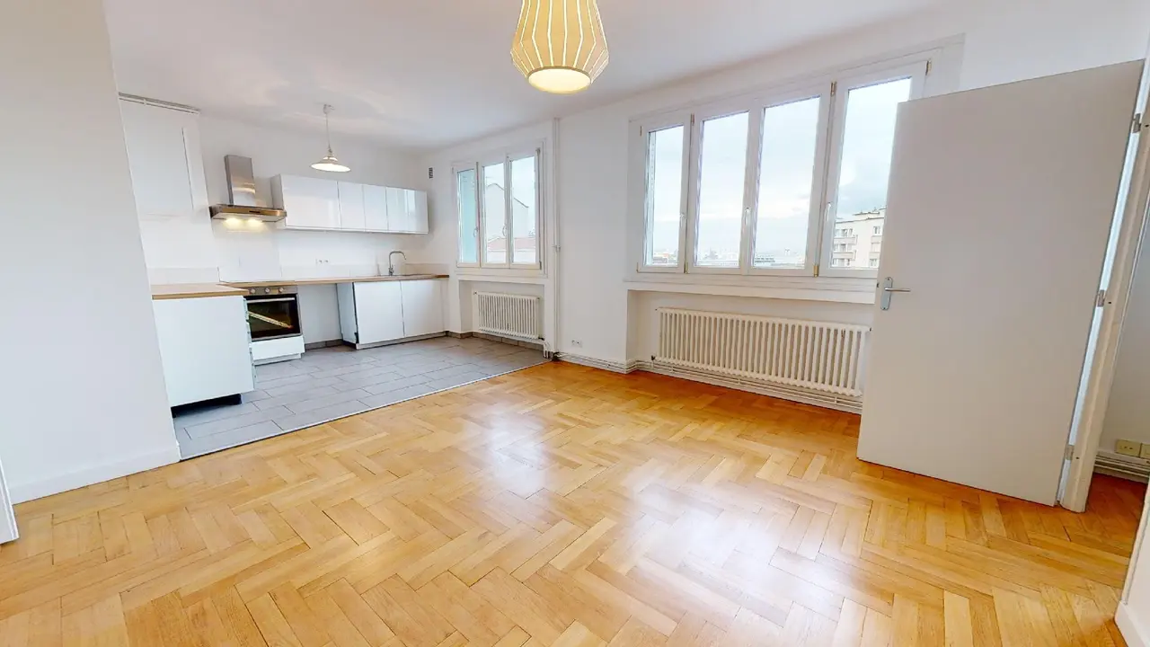 Appartement non meublé de 75.0m2 - 1056€ - Lyon