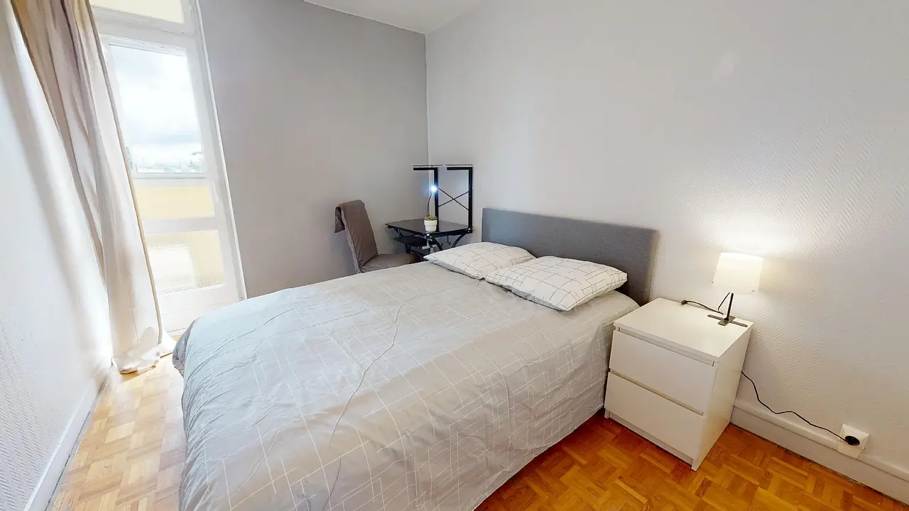 Colocation meublée de 81.0m2 - 490€ - Écully