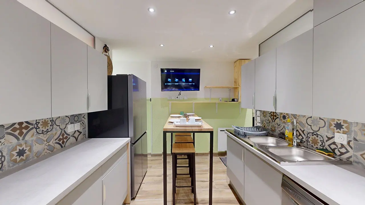 Colocation meublée de 70.0m2 - 690€ - Gaillard