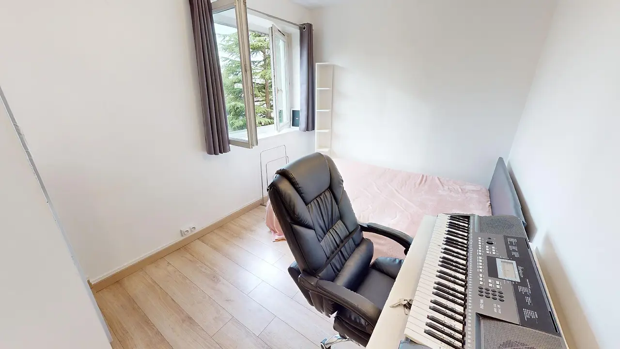 Colocation meublée de 69.0m2 - 489€ - Créteil