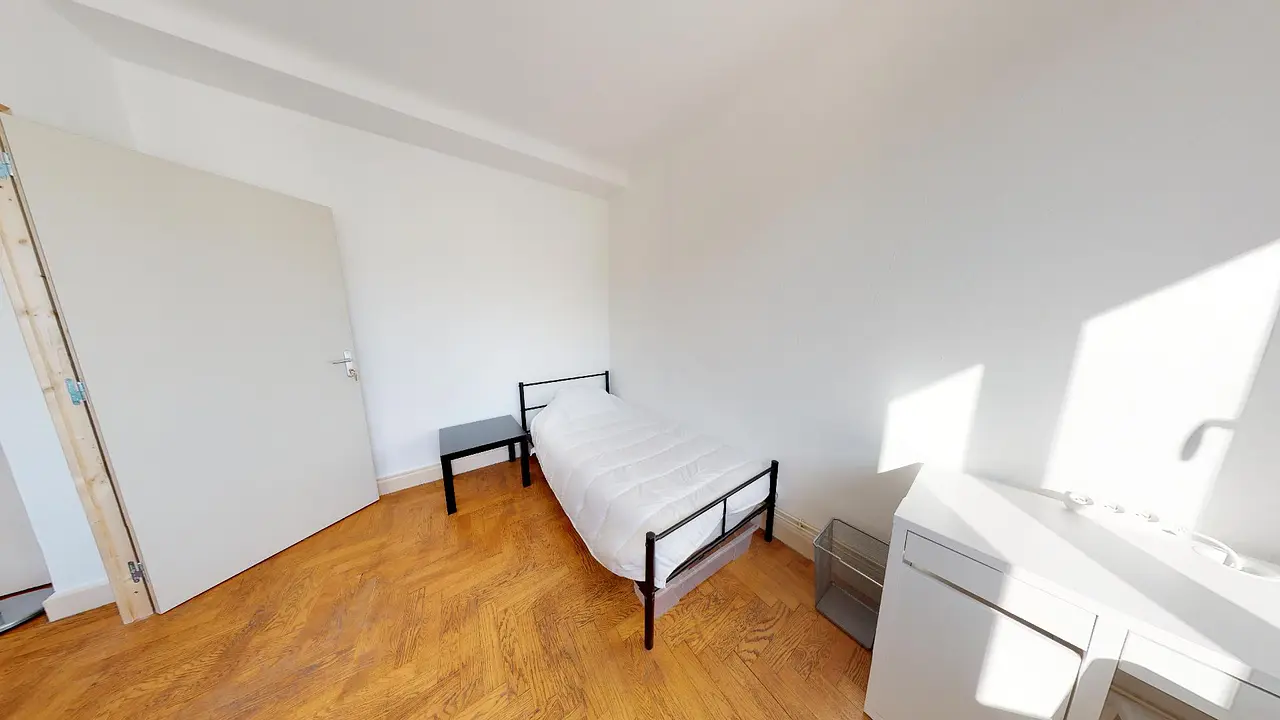 Colocation meublée de 92.0m2 - 520€ - Lyon
