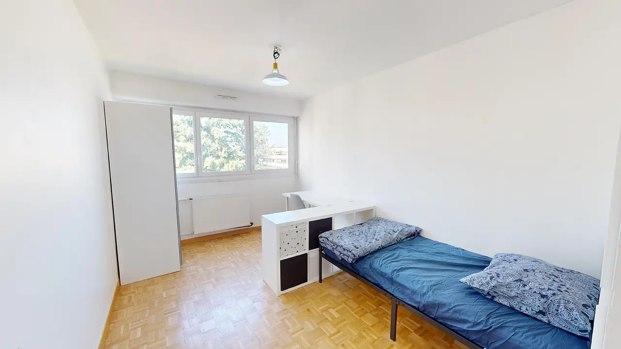 Colocation meublée de 83.0m2 - 500€ - Pontoise