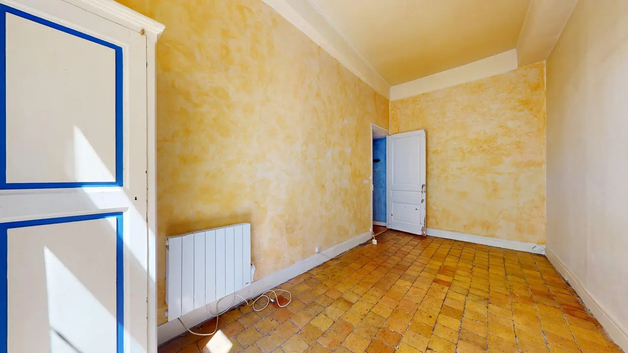 Appartement non meublé de 42.0m2 - 658€ - Lyon