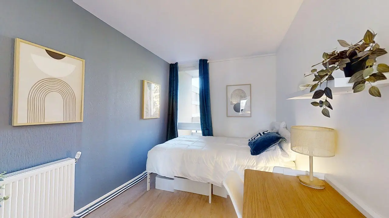 Colocation meublée de 97.07m2 - 499€ - Élancourt