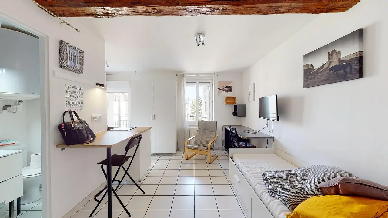 Appartement meublé de 22.0m2 - 500€ - Dijon