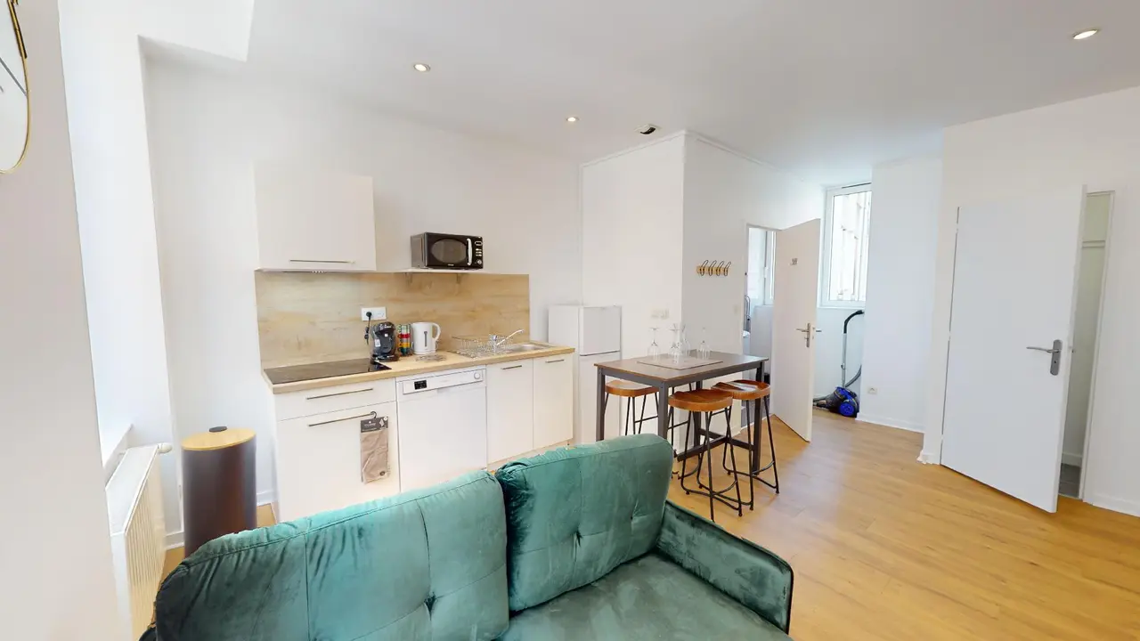 Appartement meublé de 34.0m2 - 530€ - Saint-Étienne