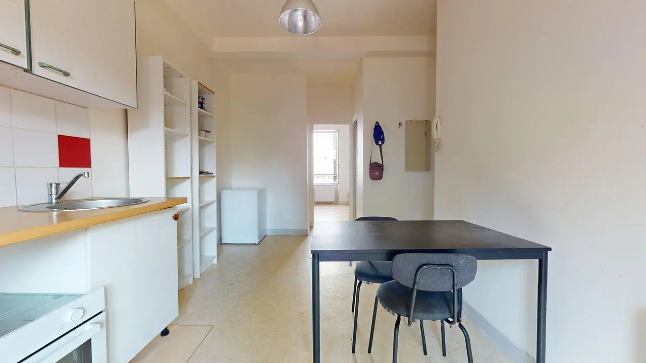 Appartement meublé de 24.43m2 - 397€ - Clermont-Ferrand