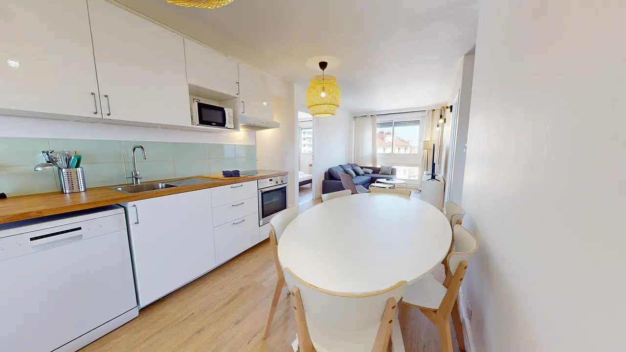 Colocation meublée de 96.79m2 - 630€ - Lyon