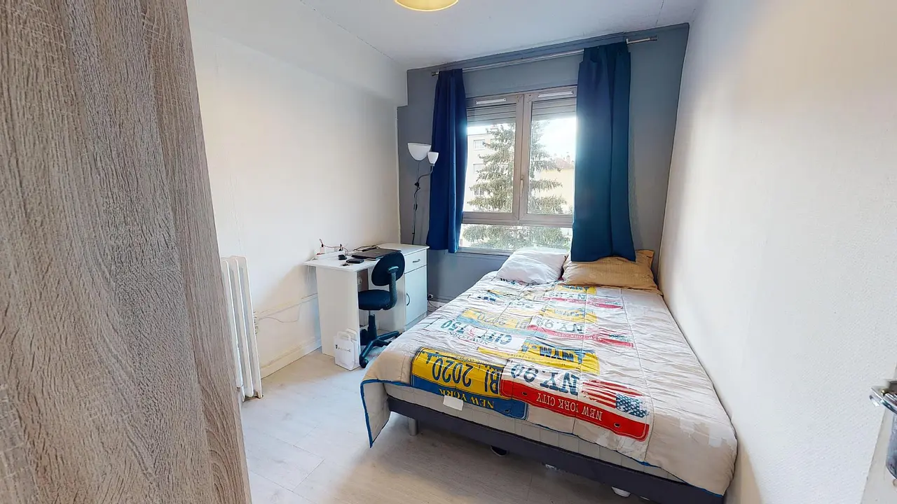Colocation meublée de 65.0m2 - 381€ - Dijon