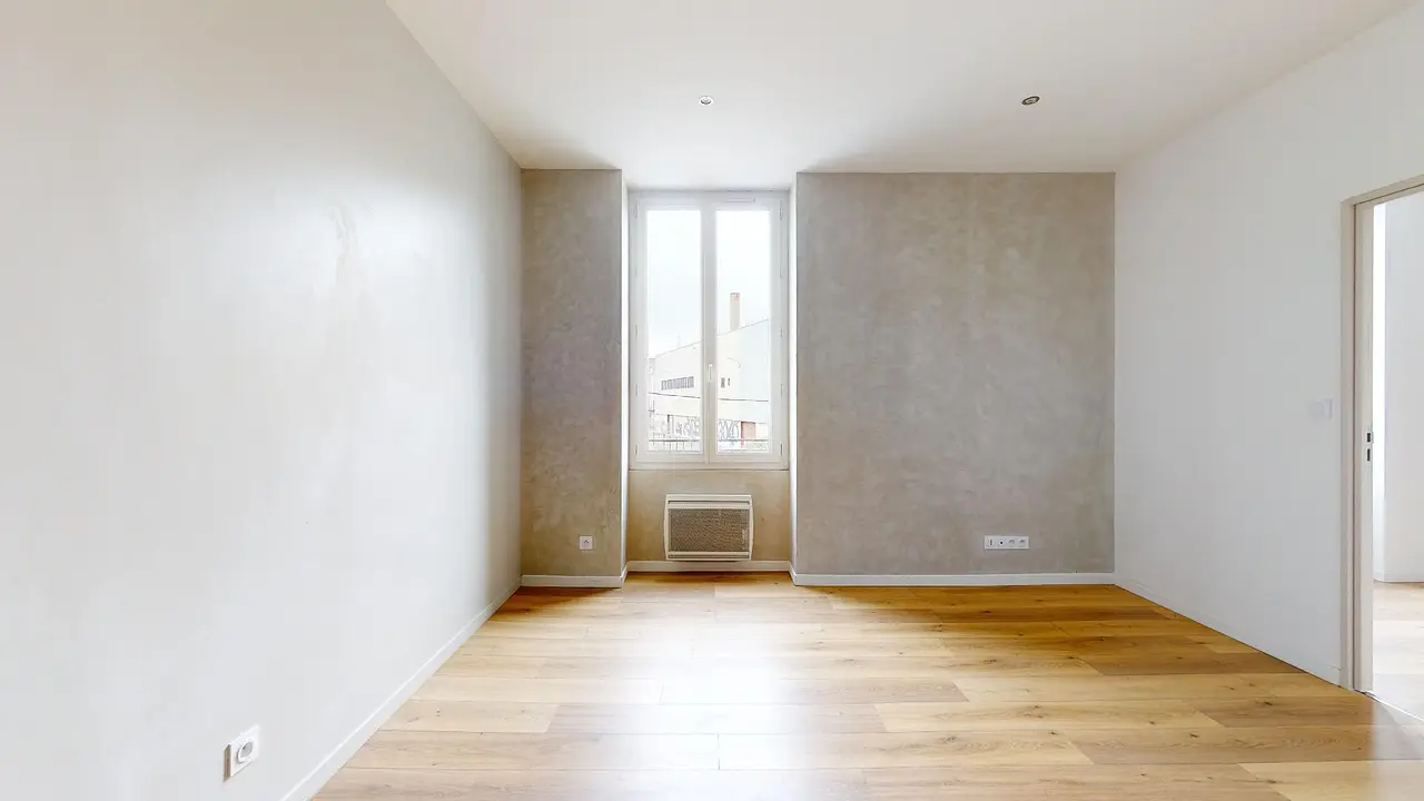 Appartement non meublé de 42.0m2 - 894€ - Lyon