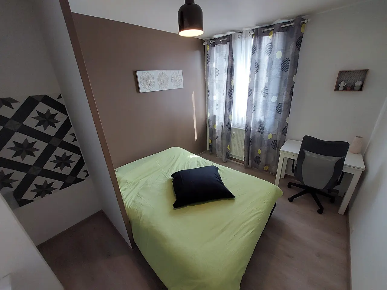 Colocation meublée de 96.0m2 - 400€ - Grenoble
