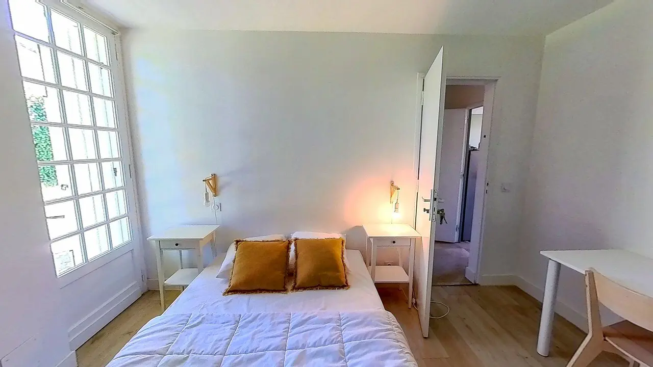 Colocation meublée de 178.31m2 - 685€ - Talence