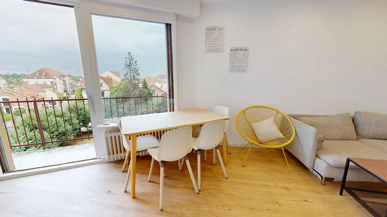 Colocation meublée de 92.43m2 - 530€ - Melun