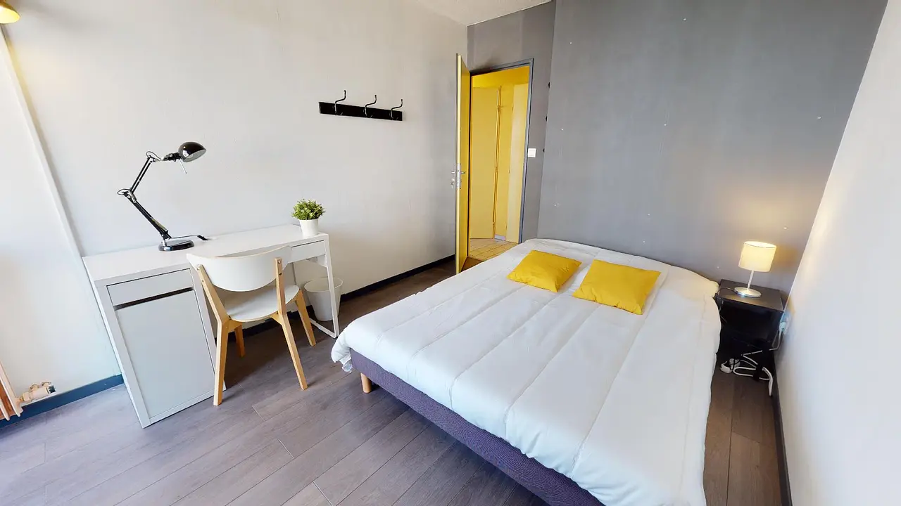 Colocation meublée de 83.0m2 - 553€ - Villeurbanne
