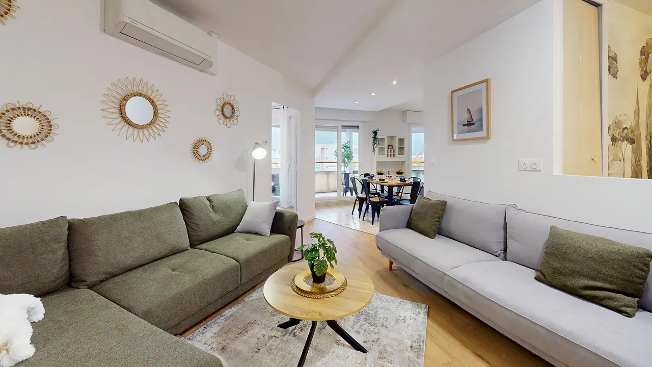 Colocation meublée de 136.0m2 - 537€ - Lyon