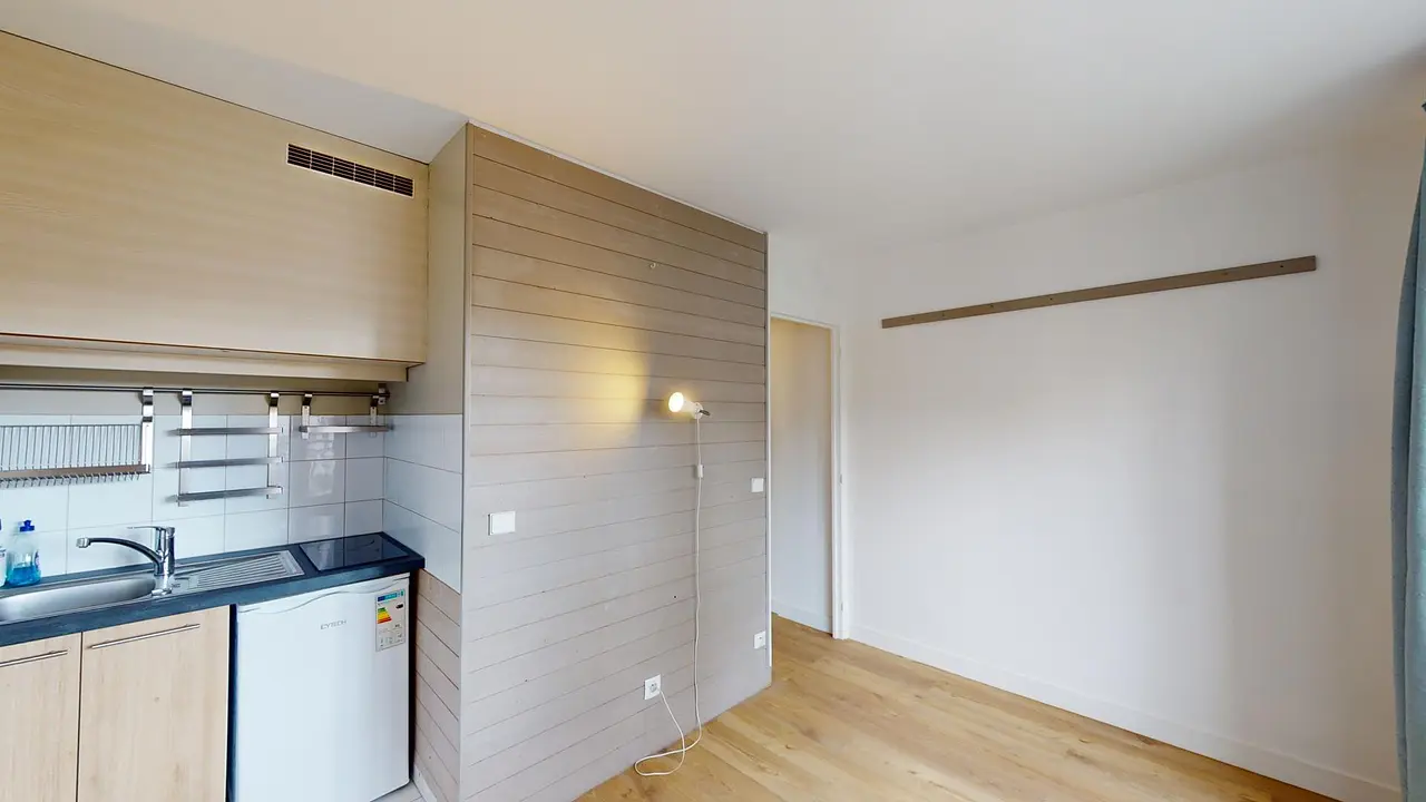 Appartement non meublé de 14.0m2 - 660€ - Paris