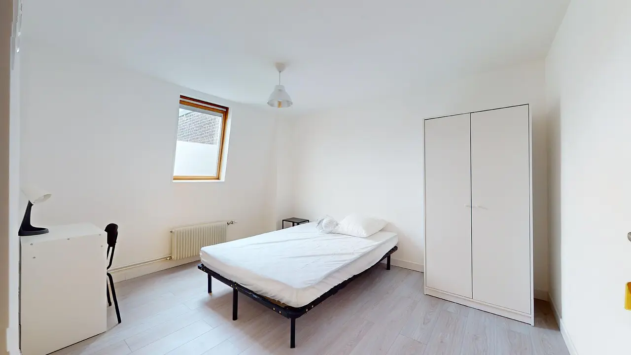 Colocation meublée de 105.0m2 - 528€ - Lille
