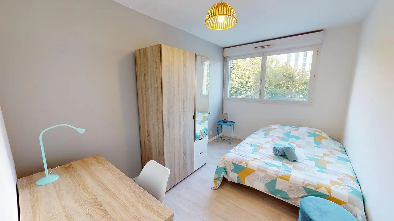 Colocation meublée de 92.79m2 - 569€ - Rennes