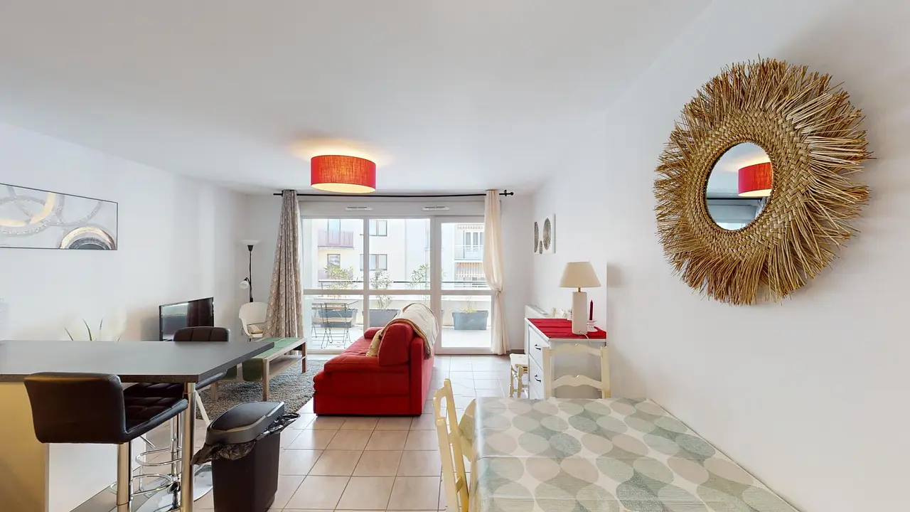 Appartement meublé de 73.0m2 - 853€ - Grenoble