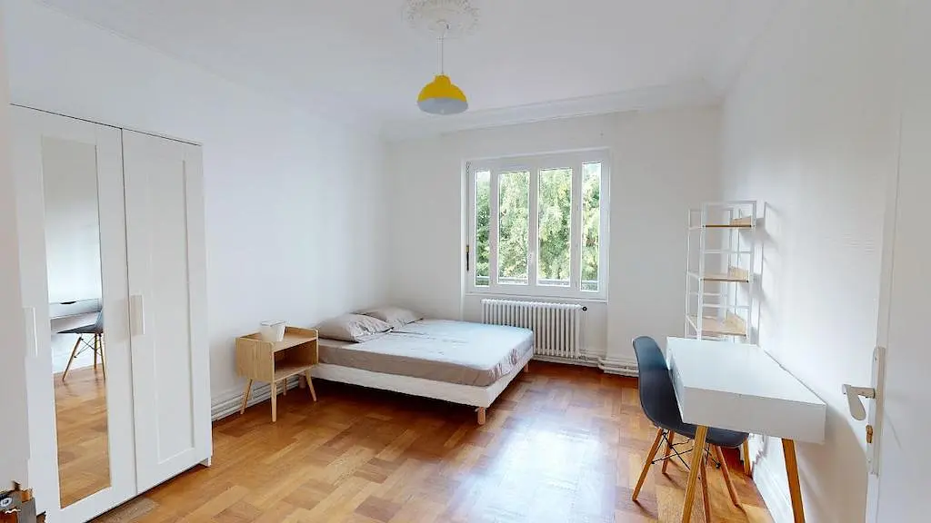 Colocation meublée de 92.0m2 - 546€ - Lyon