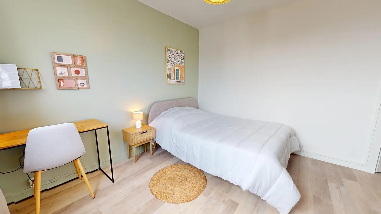 Colocation meublée de 67.0m2 - 498€ - Saint-Priest
