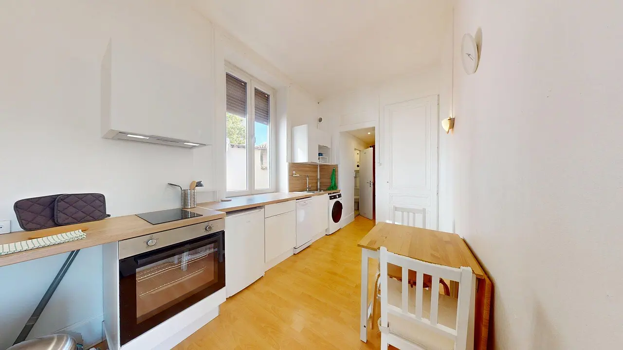 Appartement meublé de 27.22m2 - 680€ - Lyon