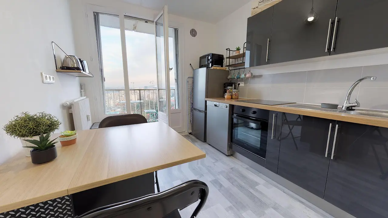 Appartement meublé de 44.0m2 - 857€ - Décines-Charpieu