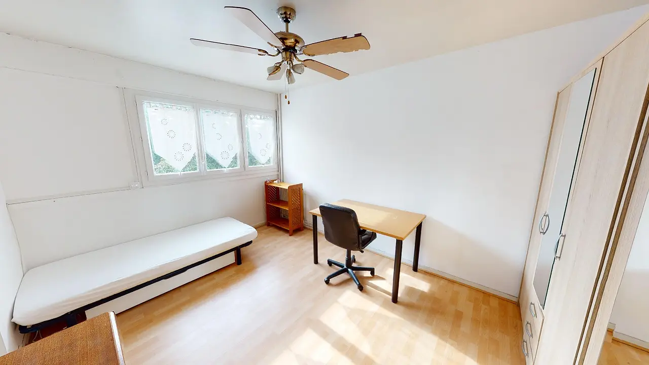 Appartement meublé de 26.0m2 - 585€ - Bordeaux