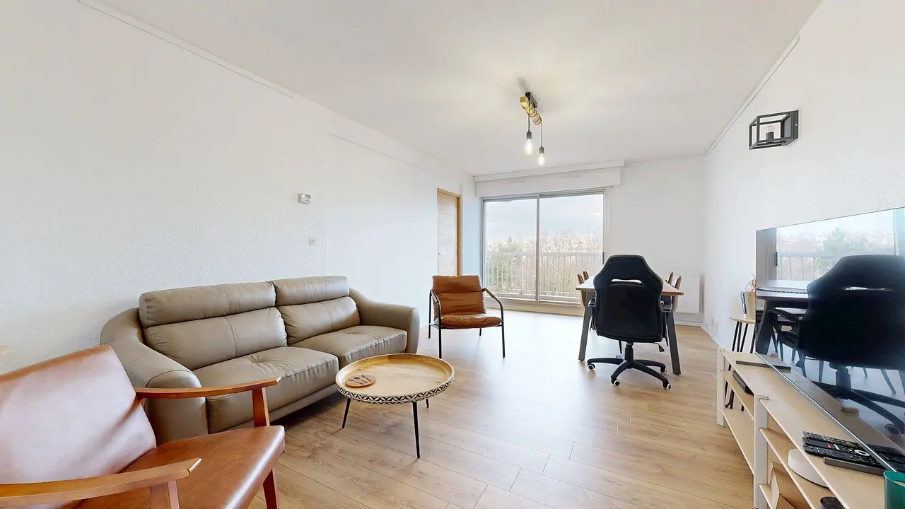 Colocation meublée de 99.0m2 - 440€ - Besançon