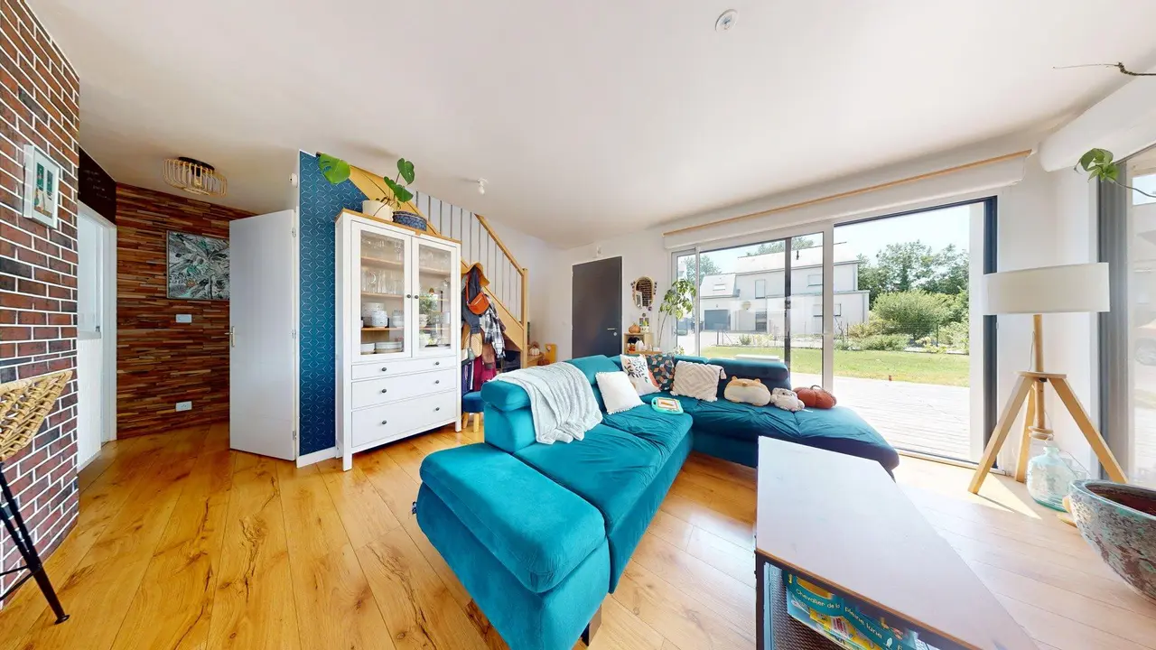 Maison non meublée de 111.0m2 - 1200€ - Chanteloup