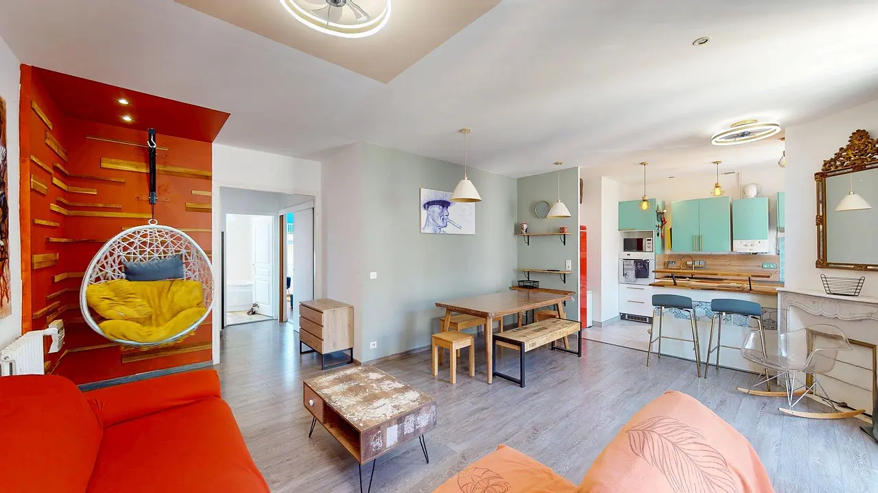 Appartement meublé de 101.22m2 - 1803€ - Nice