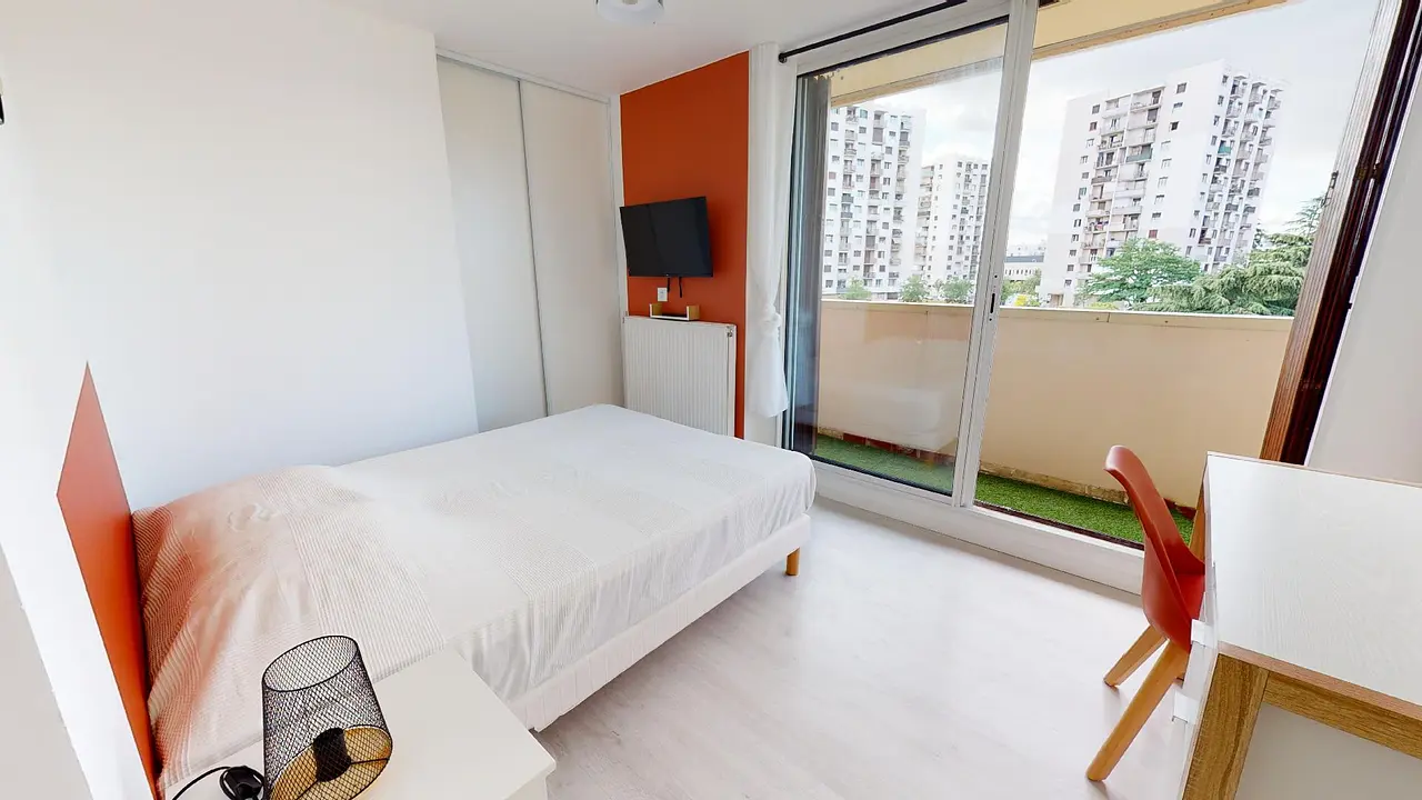 Colocation meublée de 78.0m2 - 495€ - Saint-Priest