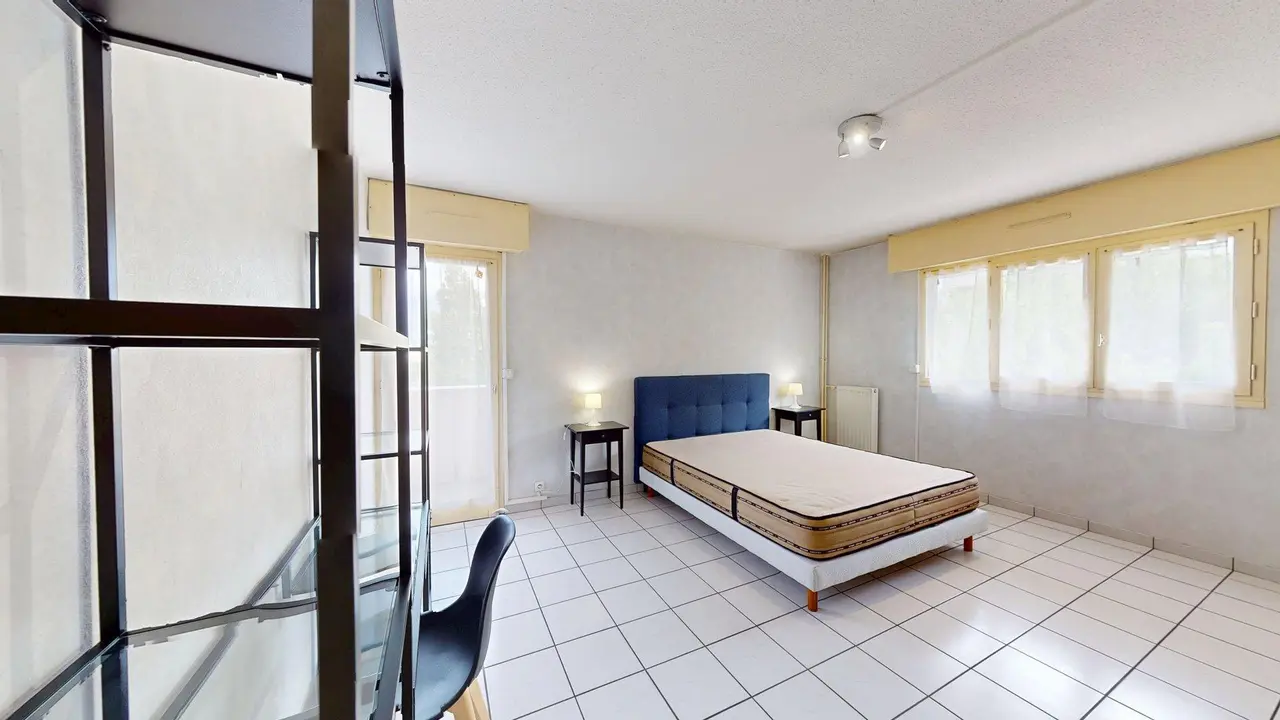 Colocation meublée de 100m2 - 499€ - Lormont