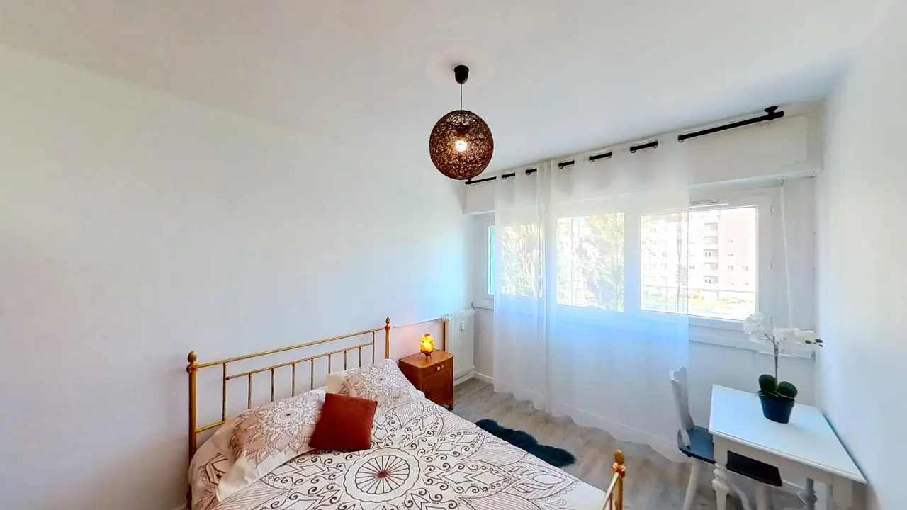 Colocation meublée de 75.0m2 - 705€ - Annemasse