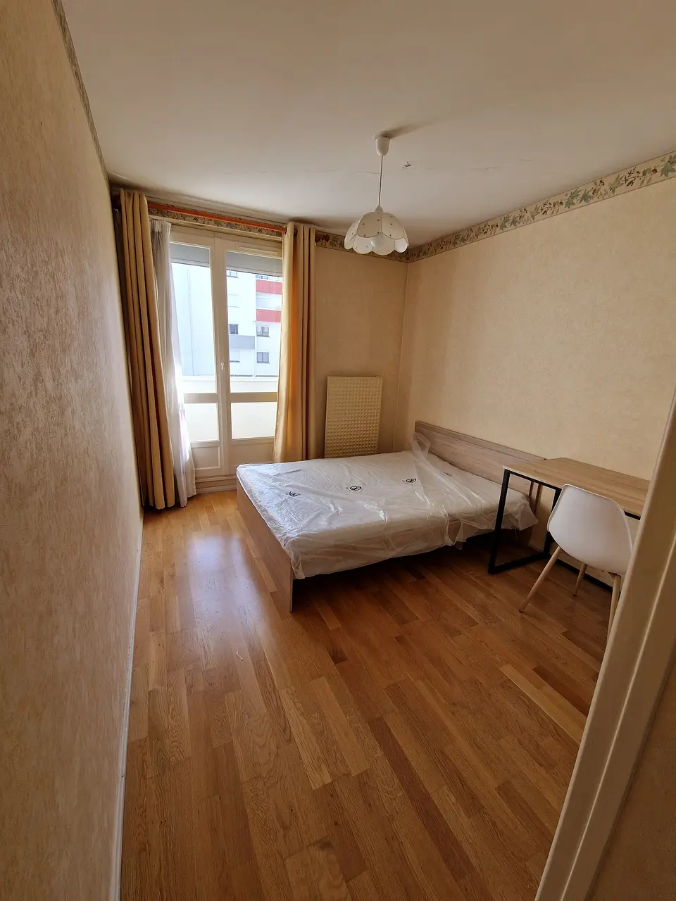 Colocation meublée de 106.0m2 - 400€ - Joué-lès-Tours
