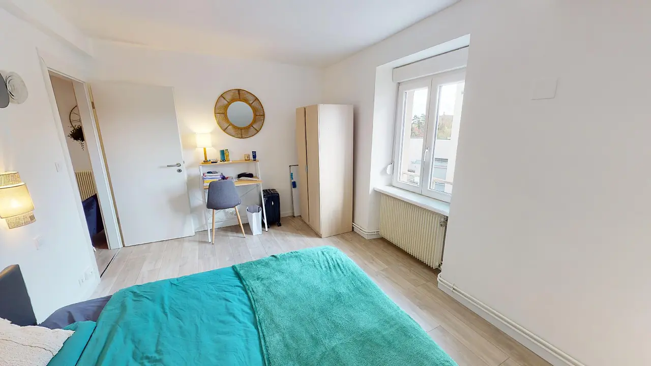 Colocation meublée de 100.0m2 - 450€ - Mulhouse