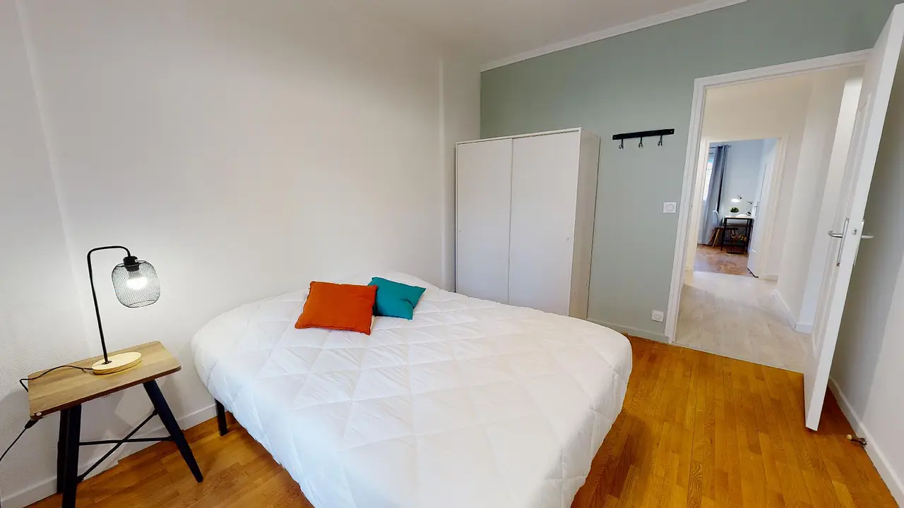 Colocation meublée de 98.0m2 - 637€ - Lyon
