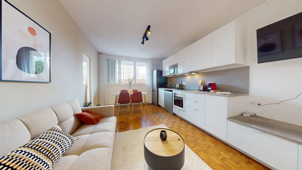 Colocation meublée de 77.35m2 - 499€ - Villeurbanne