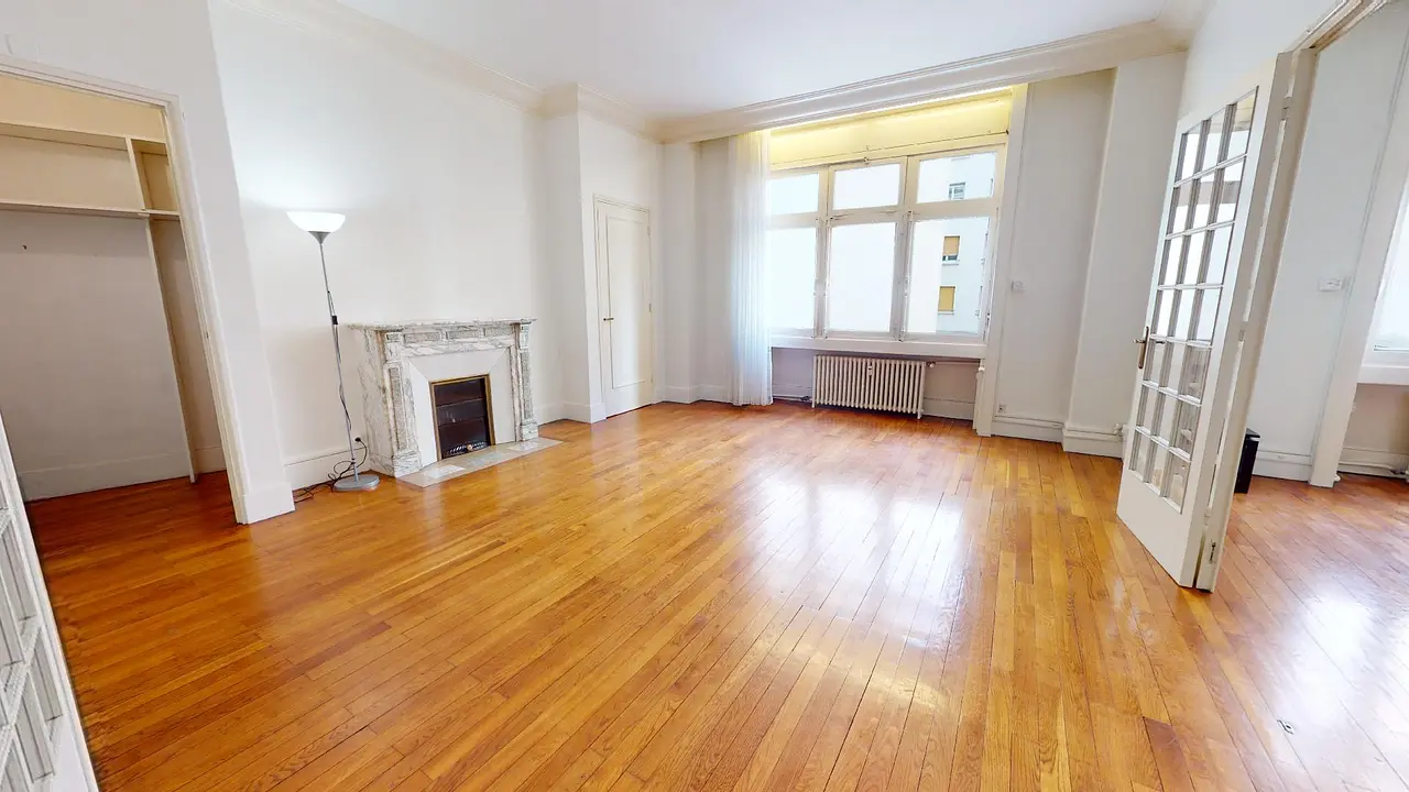 Appartement non meublé de 137.0m2 - 920€ - Saint-Étienne
