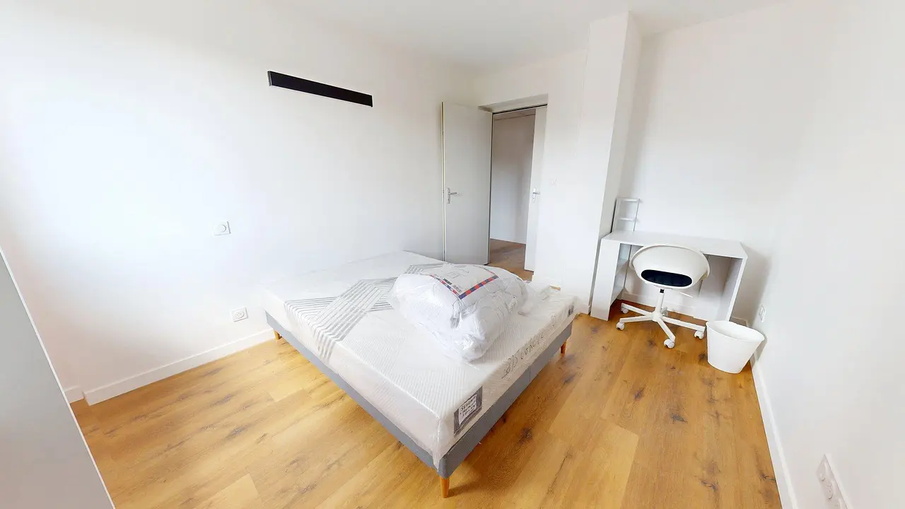 Colocation meublée de 270.0m2 - 545€ - Saint-Priest