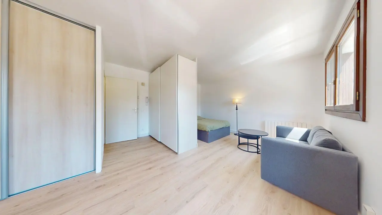 Appartement meublé de 33.65m2 - 1100€ - Annecy