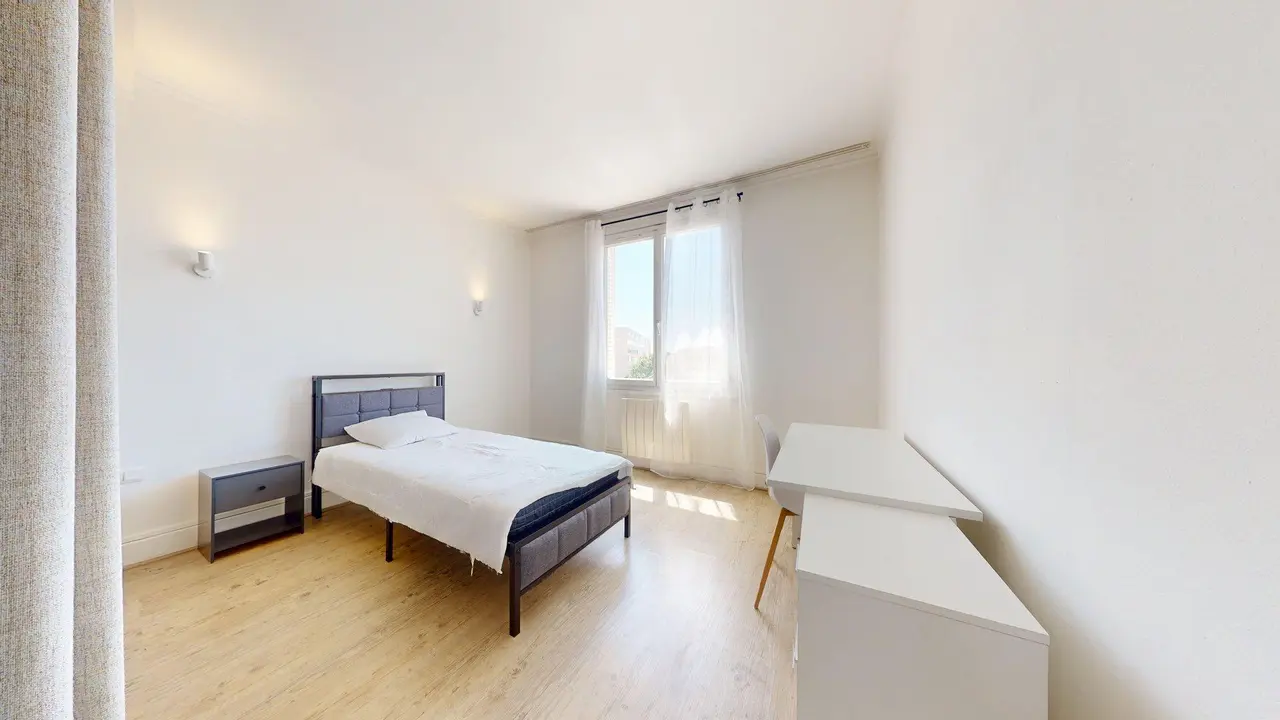 Colocation meublée de 85.14m2 - 500€ - Villeurbanne