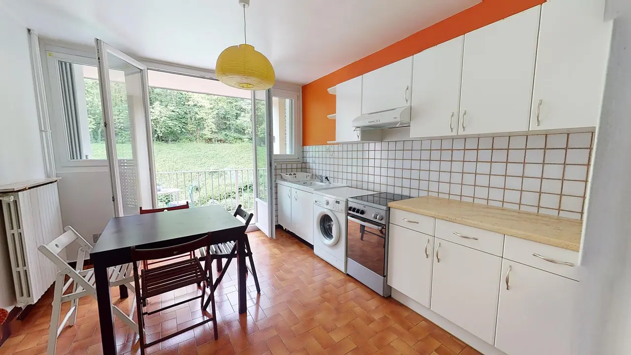 Appartement meublé de 50.0m2 - 521€ - Saint-Étienne