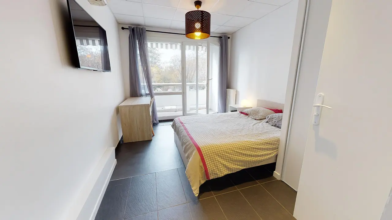 Colocation meublée de 80.0m2 - 621€ - Villeurbanne