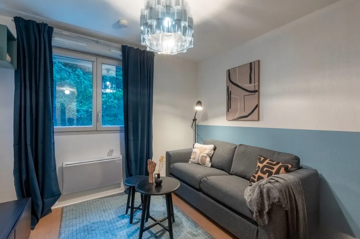 Appartement meublé de 20.0m2 - 690€ - Caluire-et-Cuire